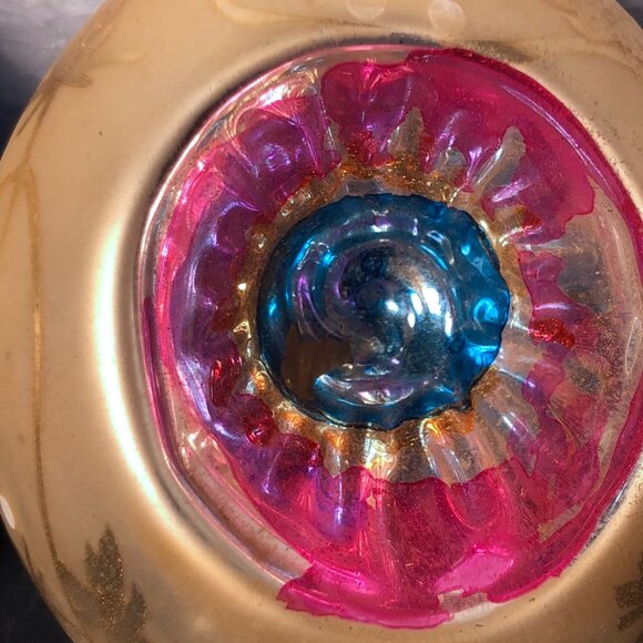 Set of 2 Vintage Hand Blown Glass Indent Christmas Ornaments made in Poland - Picture 5 of 7